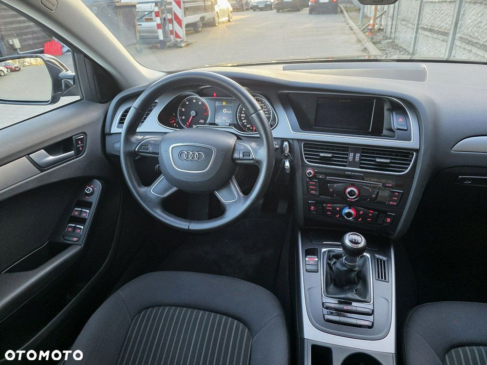 Audi A4 Avant 1.8 TFSI Ambition - 16