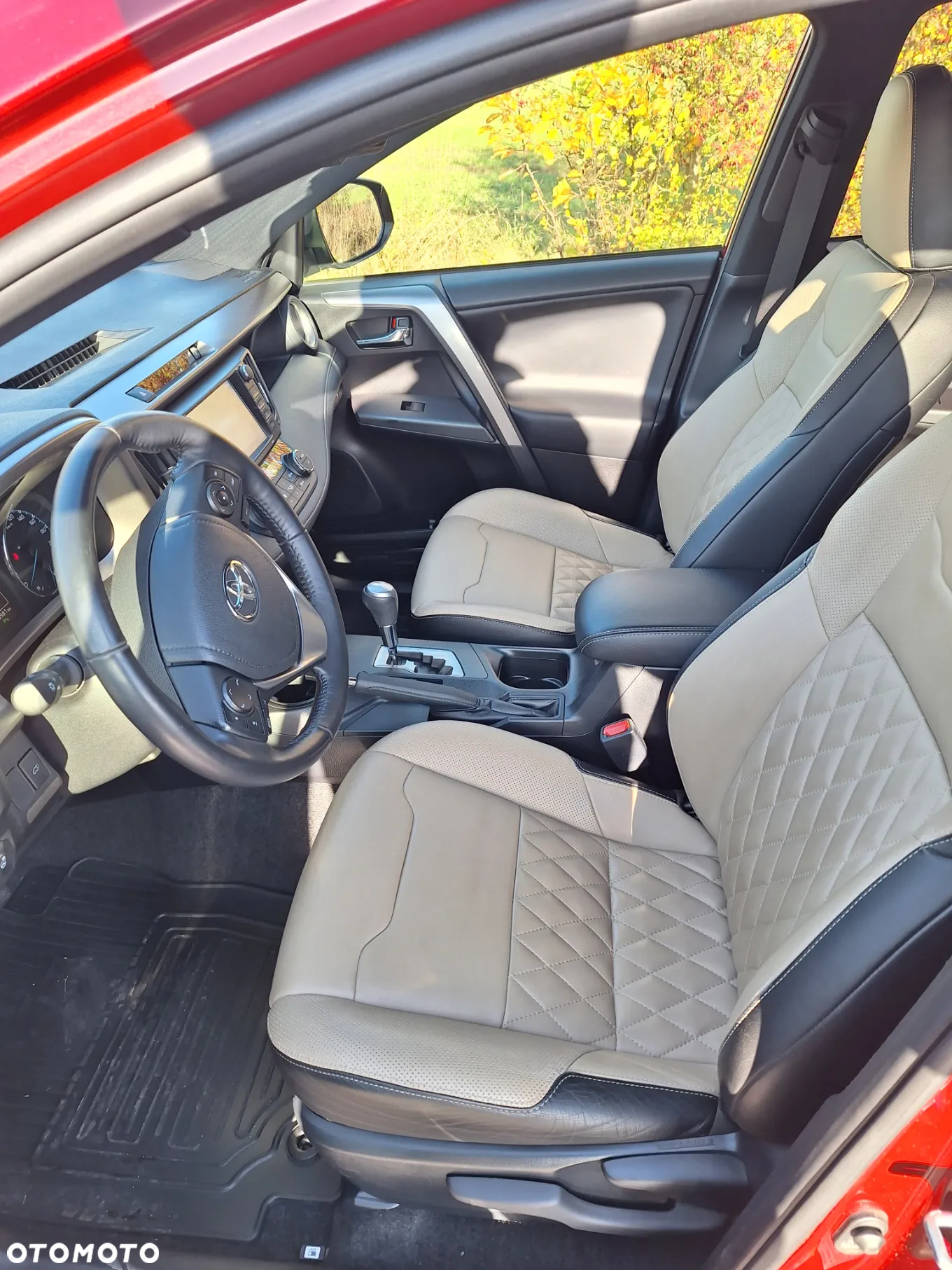 Toyota RAV4 - 5
