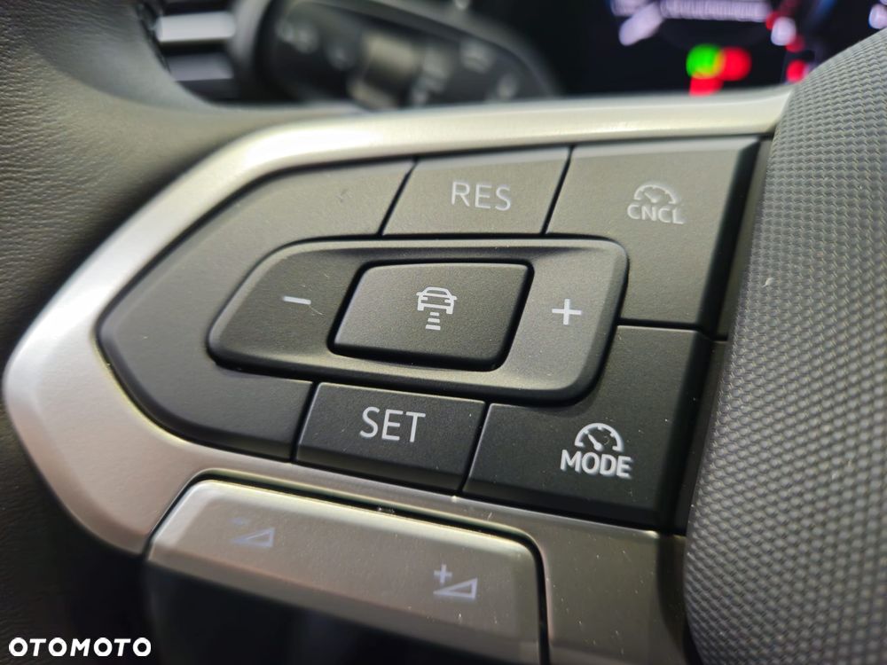 Volkswagen Passat - 10