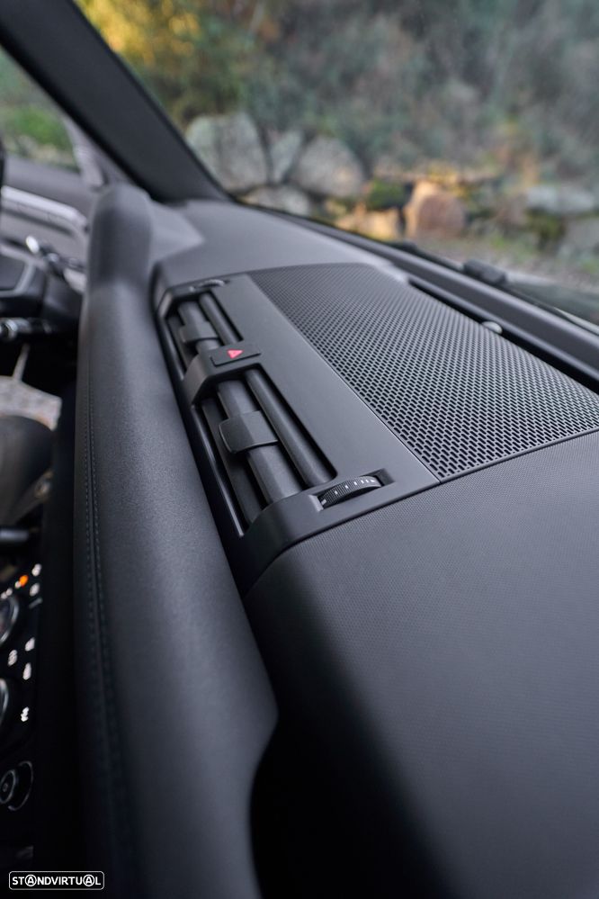 Land Rover Defender 110 P400e SE - 56