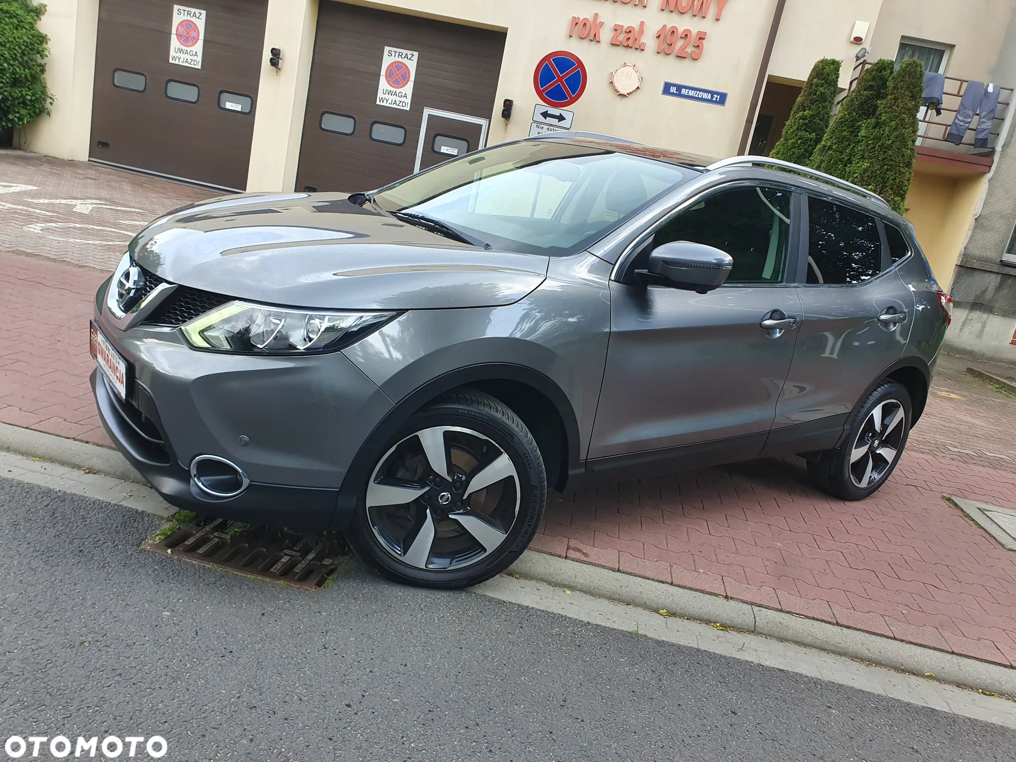 Nissan Qashqai 1.6 DIG-T N-Connecta - 18