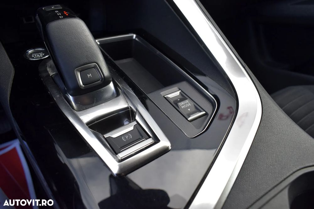 Peugeot 5008 1.5L BlueHDI EAT8 S&S GT - 20