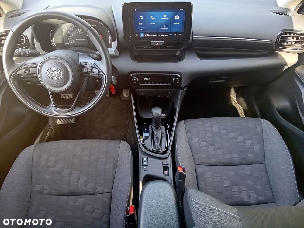 Toyota Yaris Hybrid 1.5 Style - 8