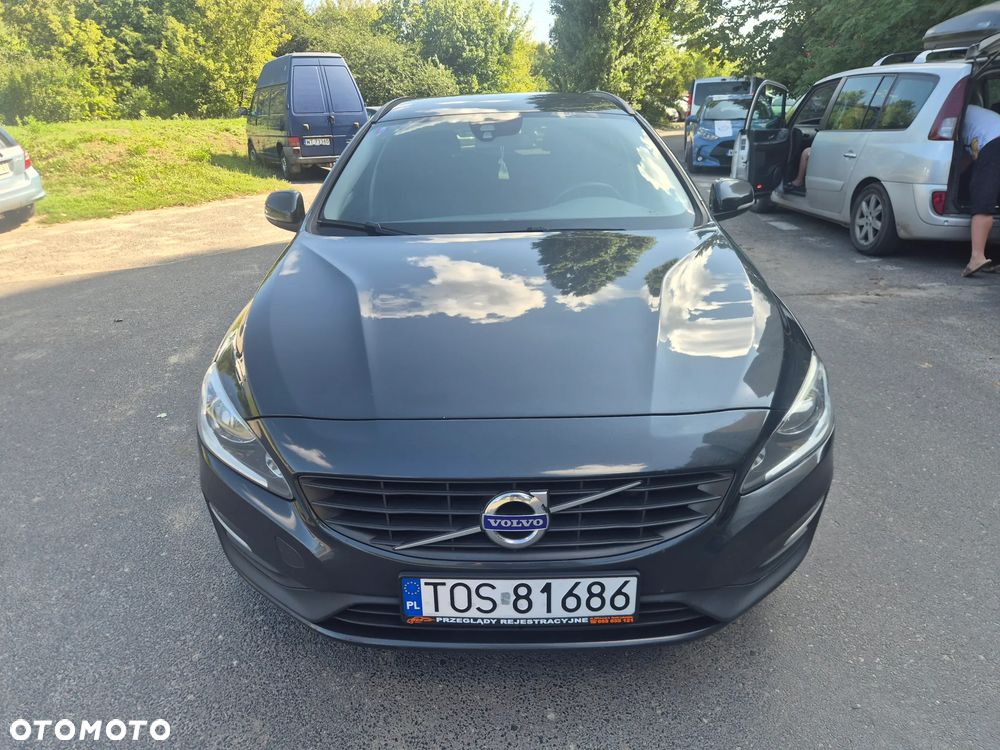 Volvo V60 D2 Geartronic Summum - 5