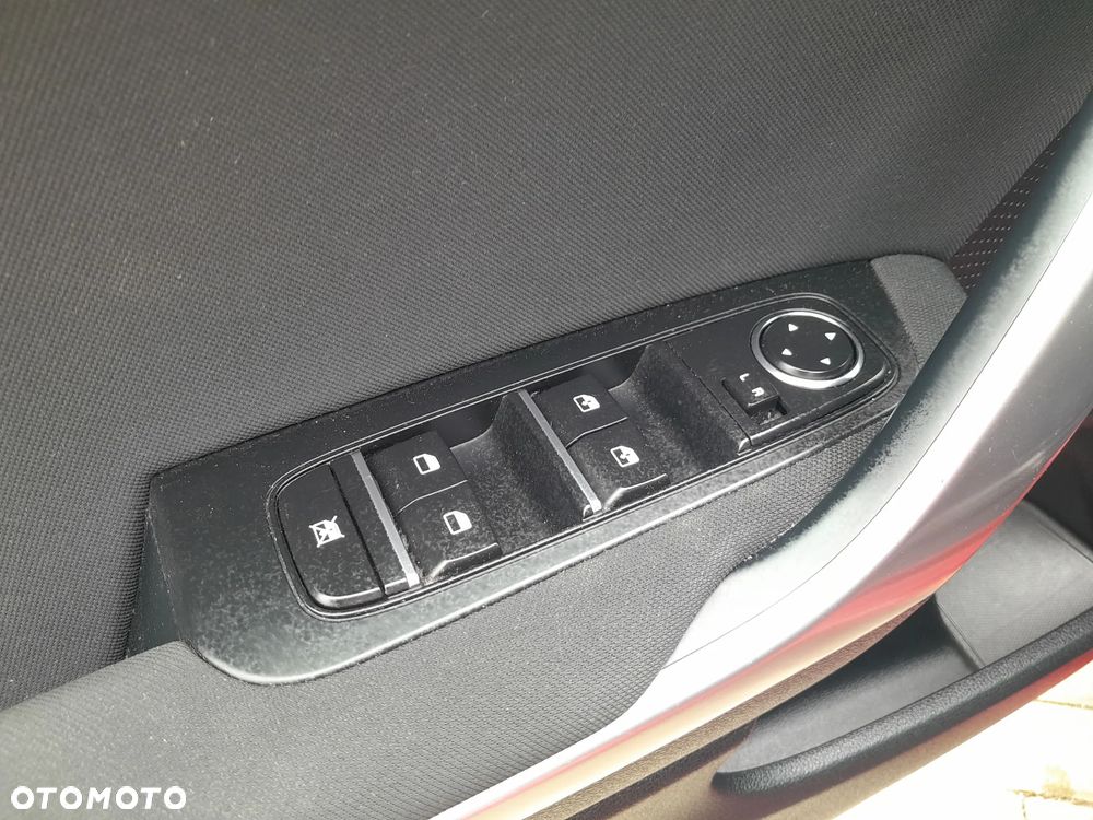 Kia Ceed 1.4 T-GDI L - 19