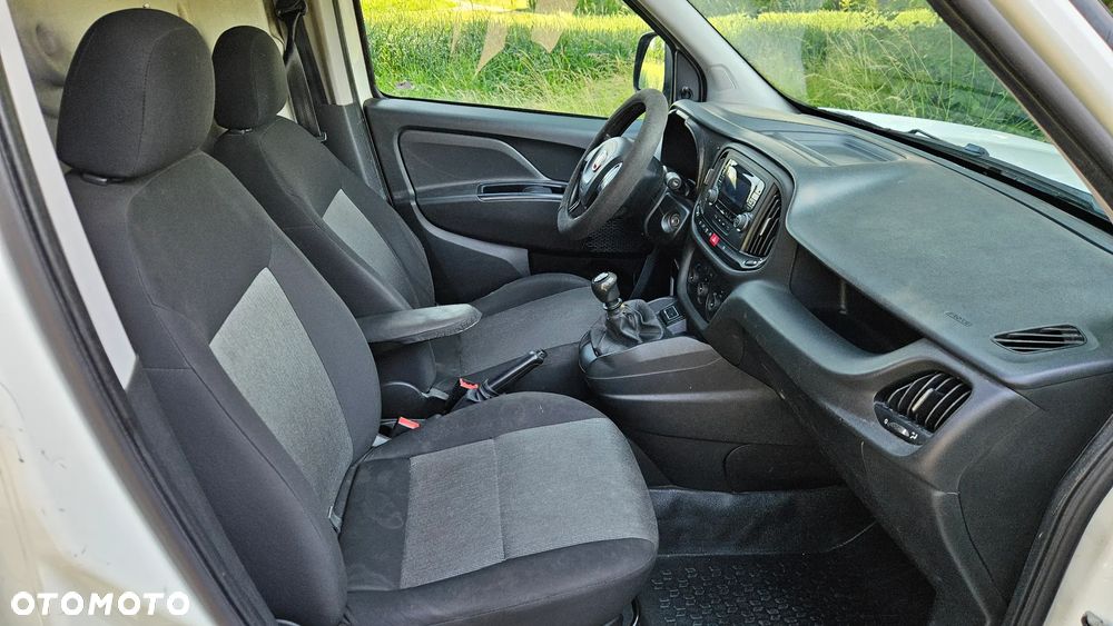 Fiat Doblo - 21