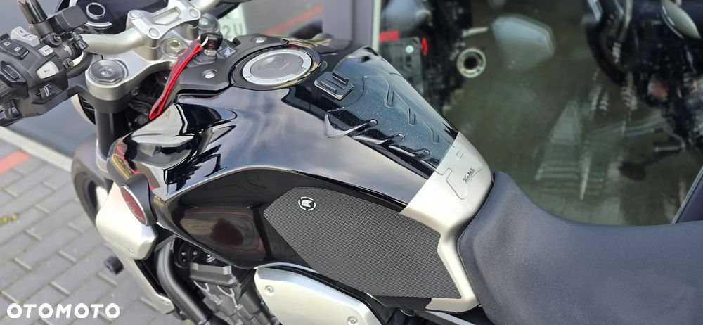 Honda CB - 36