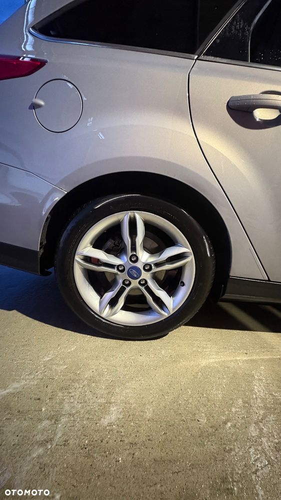Ford Focus - 13