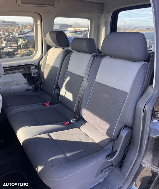 Dezmembrez Volkswagen VW Caddy 3 [facelift] [2010 - 2015] Minivan 4-u - 5