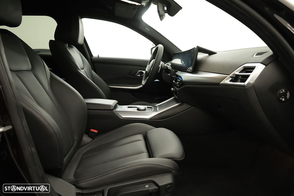 BMW 330 e Edição Desportiva M Auto - 21