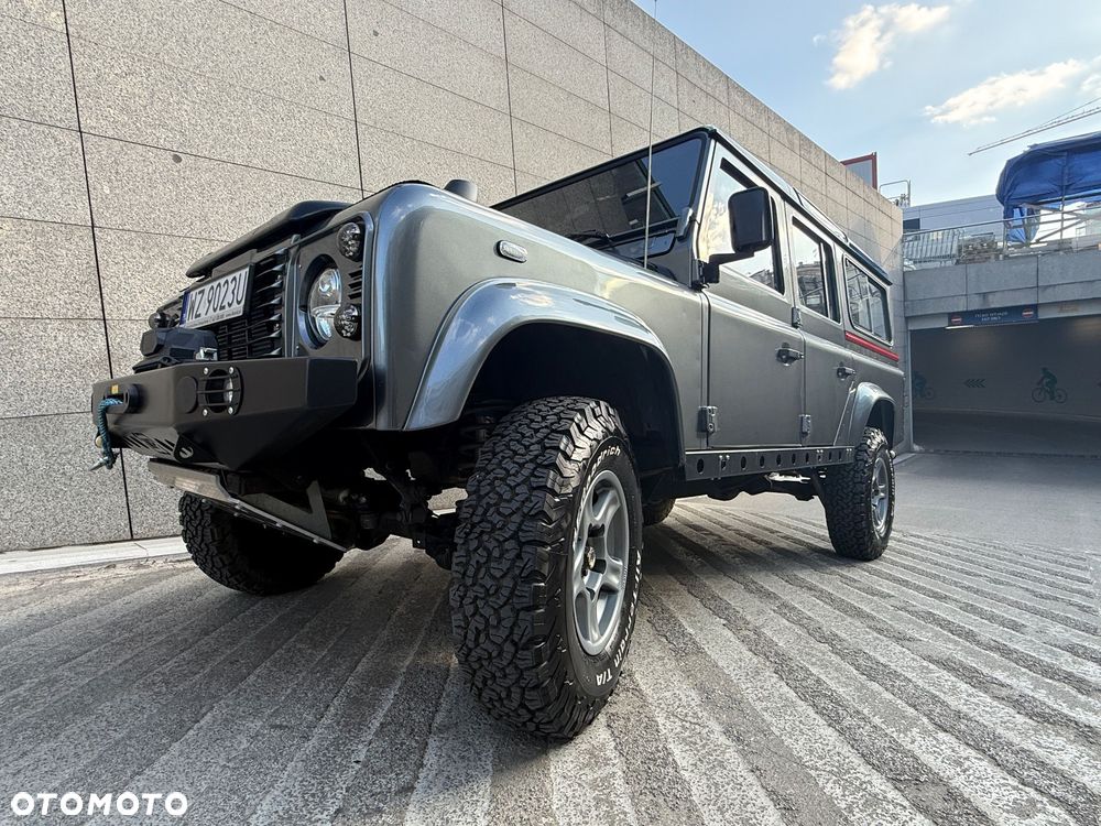 Land Rover Defender - 6