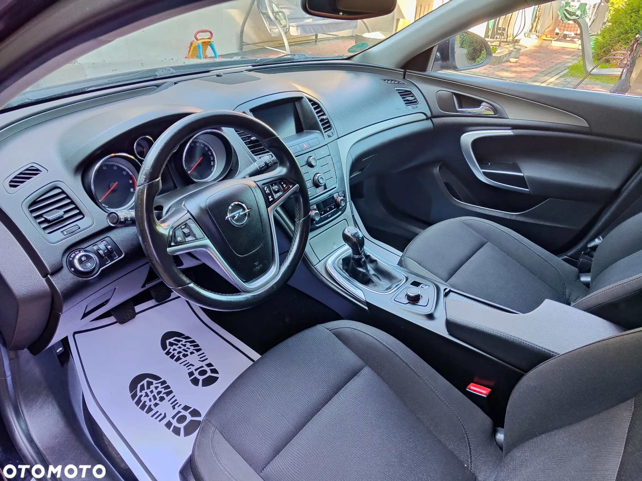 Opel Insignia 1.8 Sports Tourer - 12