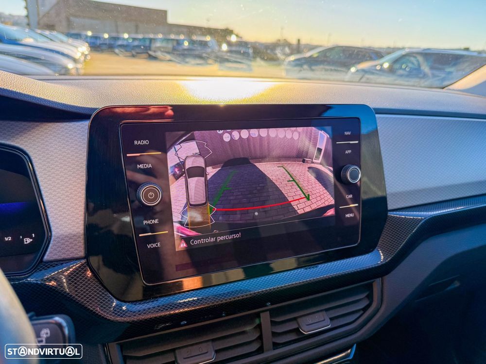 VW T-Cross 1.0 TSI Urban DSG - 17