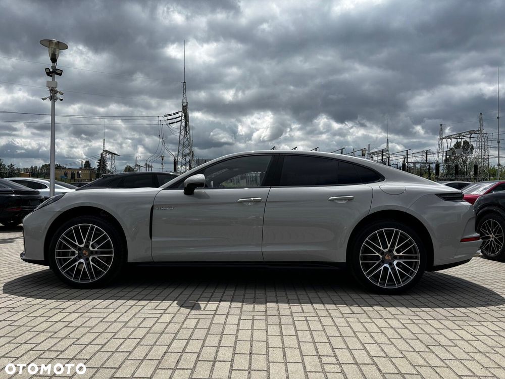 Porsche Panamera - 5