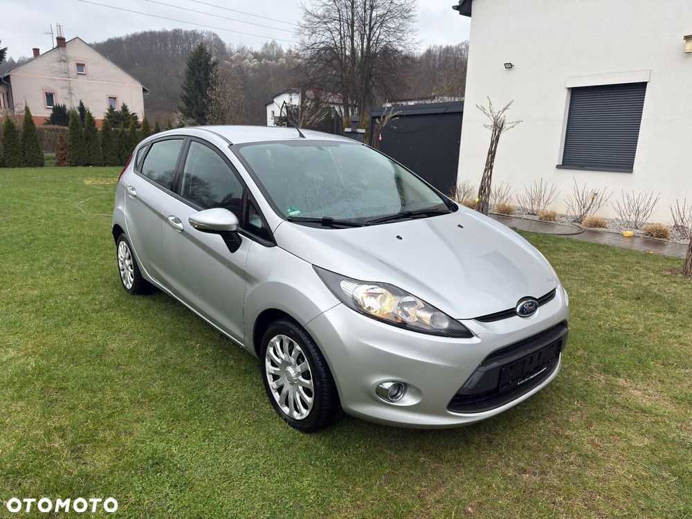 Ford Fiesta 1.25 Champions Edition - 4