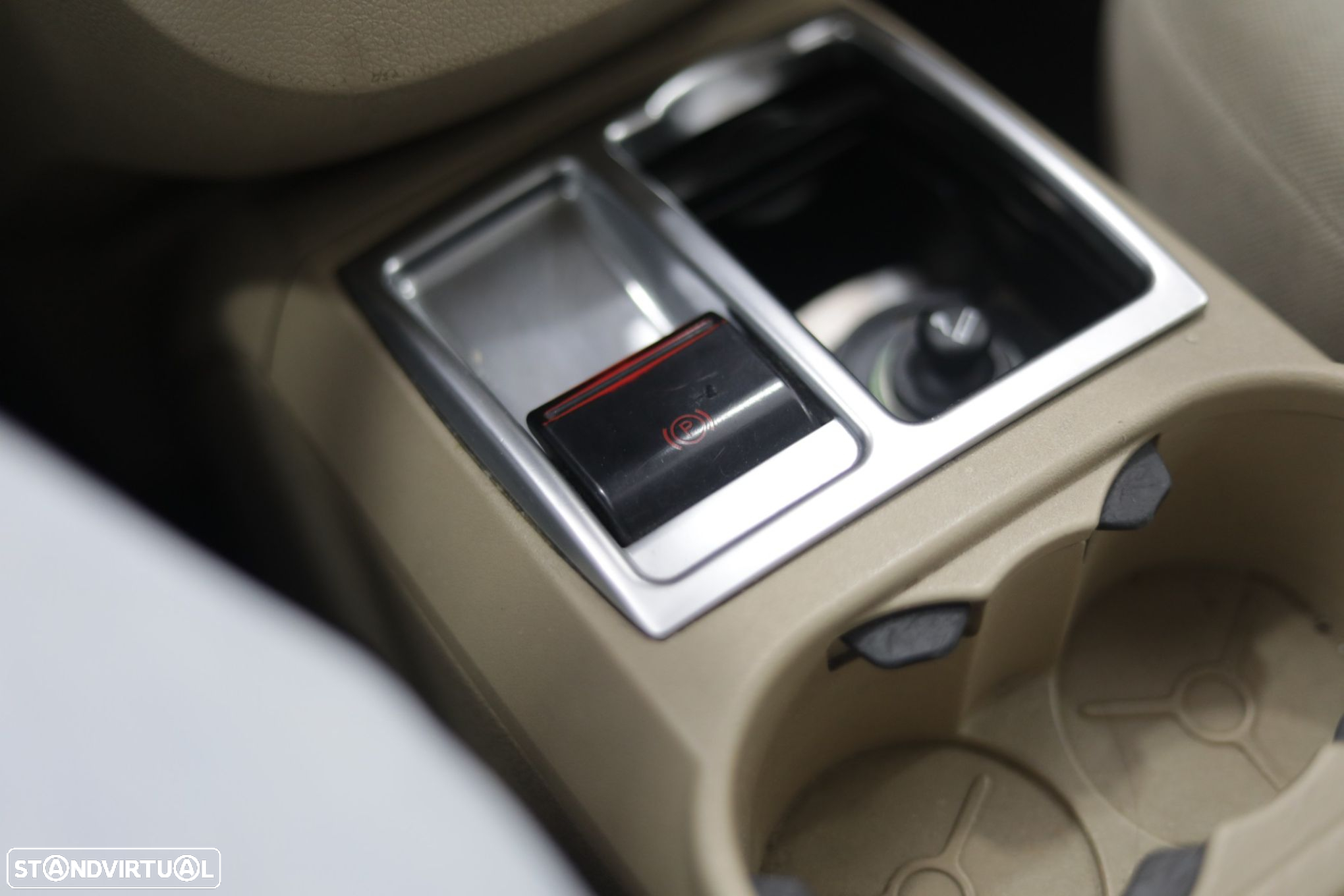 Ford C-Max - 12