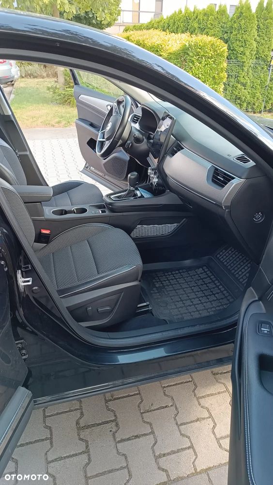 Renault Arkana 1.6 E-TECH Techno MMT - 11