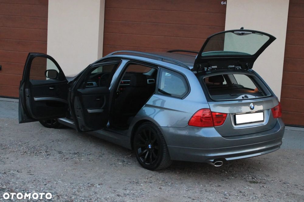 BMW Seria 3 318d DPF Edition Exclusive - 4