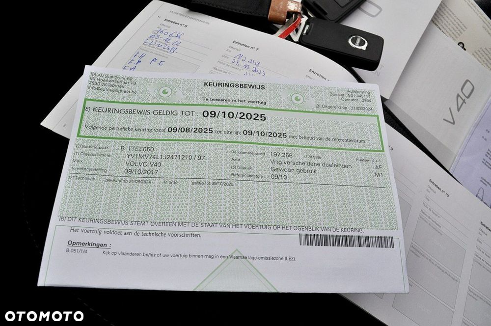 Volvo V40 D2 Drive-E Momentum - 27