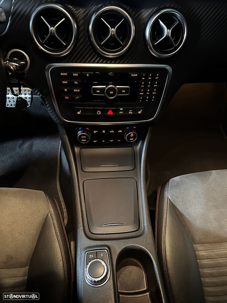 Mercedes-Benz A 220 d 7G-DCT AMG Line - 13