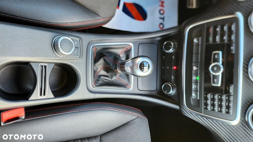 Mercedes-Benz Klasa A 180 AMG Line - 14