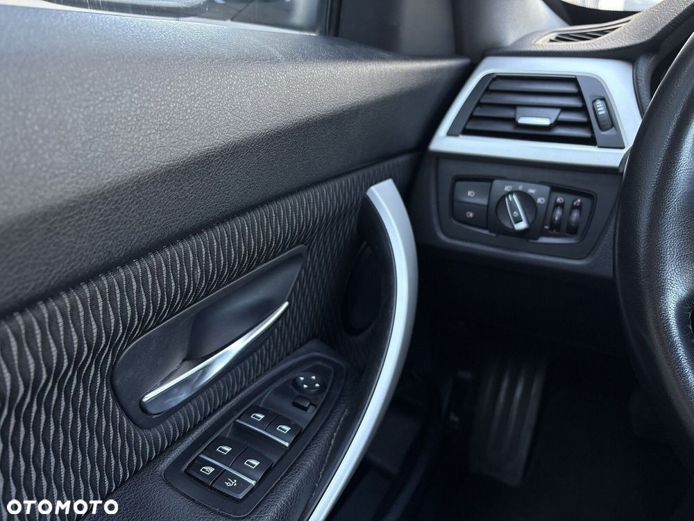 BMW Seria 3 318d Advantage - 10