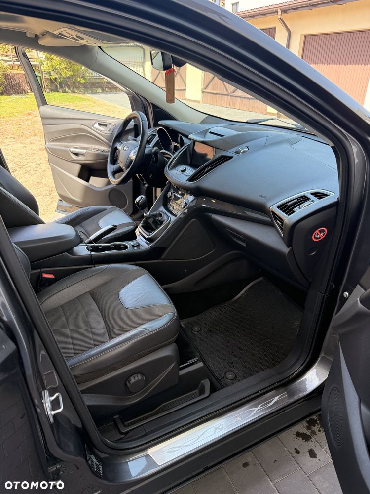 Ford Kuga 2.0 TDCi FWD Titanium - 10