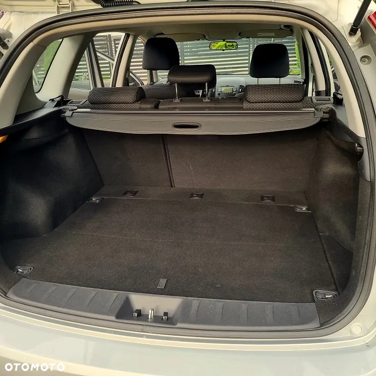 Hyundai i30 1.4 Base + - 18