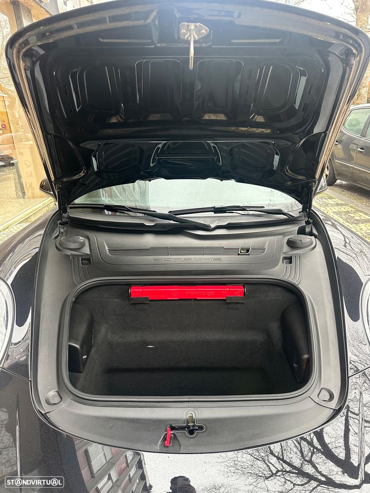 Porsche 911 (991) Carrera 4 PDK - 7