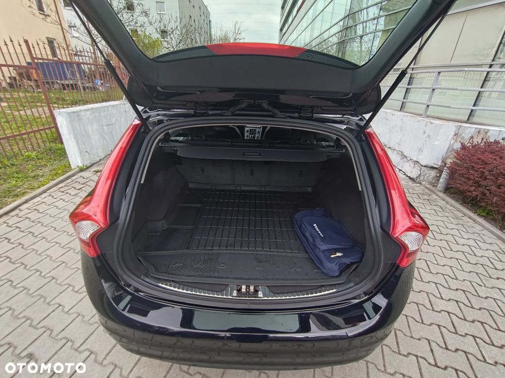 Volvo V60 - 16