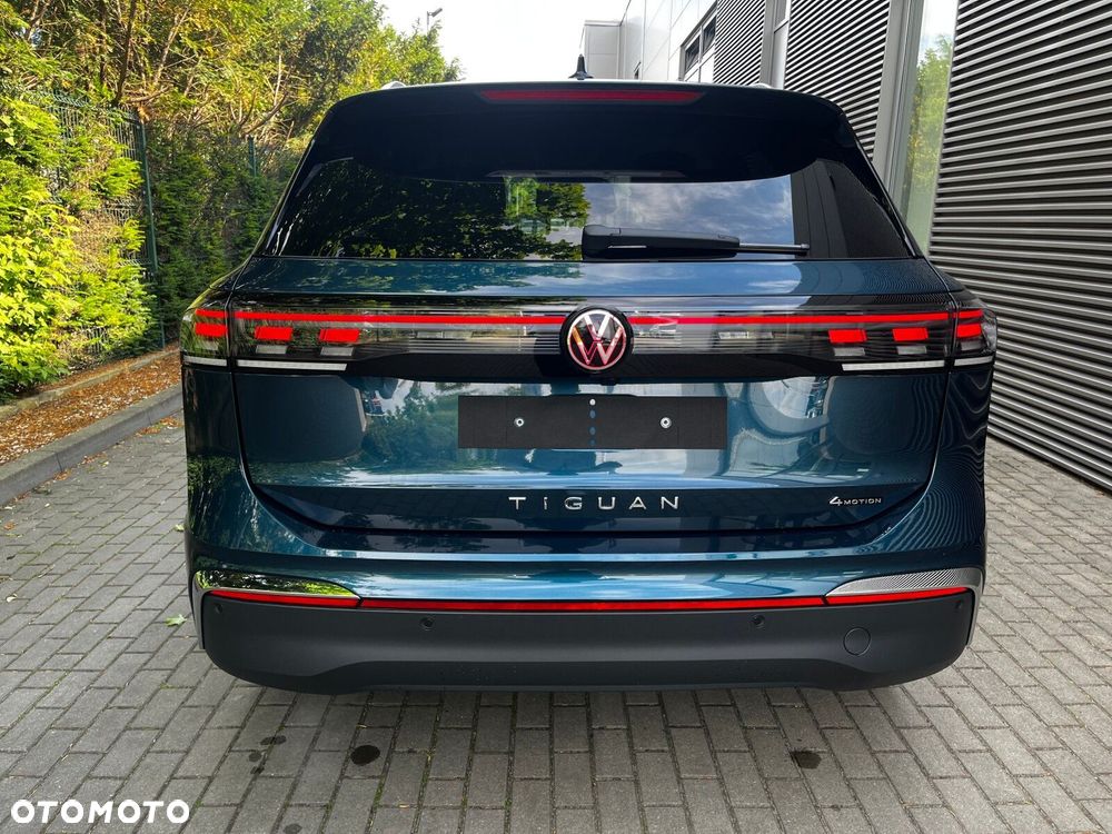 Volkswagen Tiguan - 8