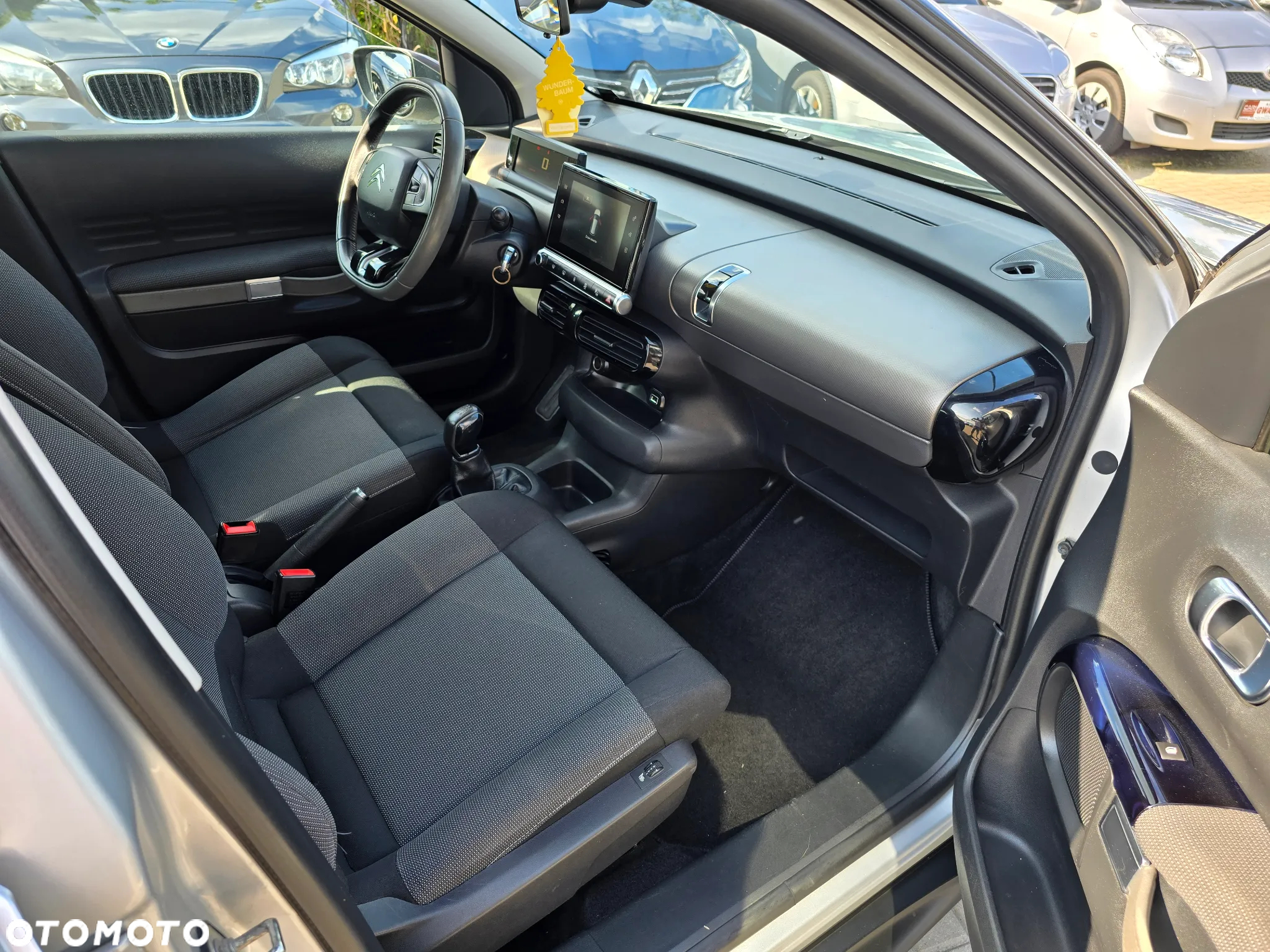 Citroën C4 Cactus - 11