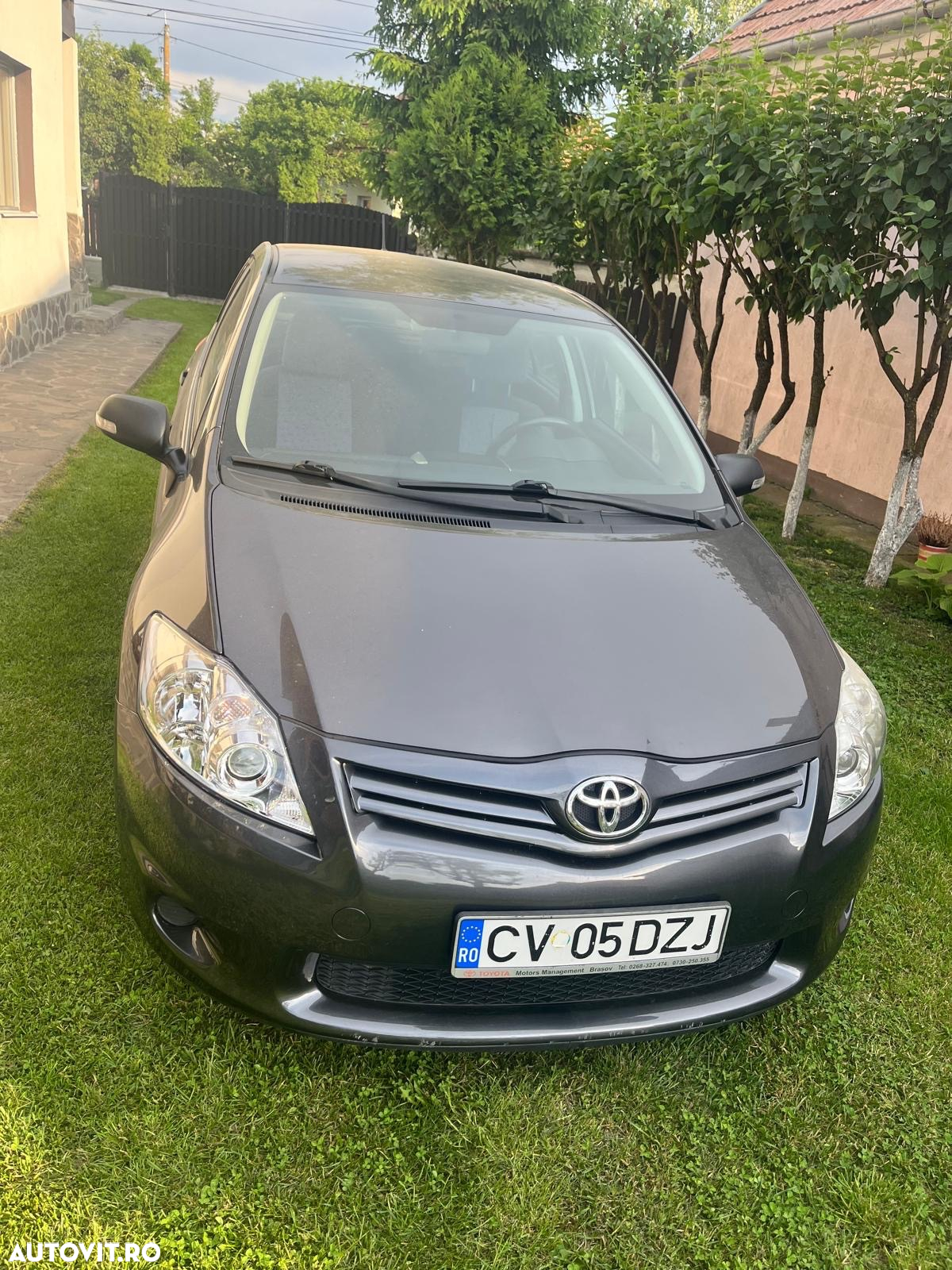 Toyota Auris - 5