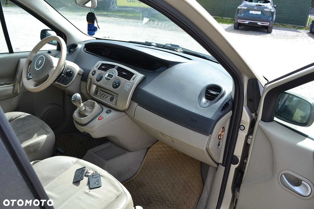 Renault Scenic - 7
