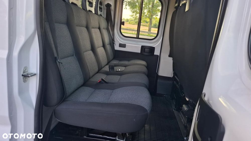 Fiat DUCATO MAXI SKRZYNIA DOKA BRYGADÓWKA 7 OSÓB - 18