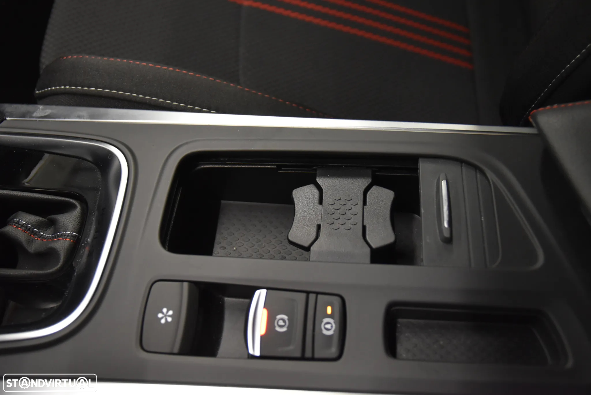 Renault Mégane 1.6 Plug-In R.S. Line - 22