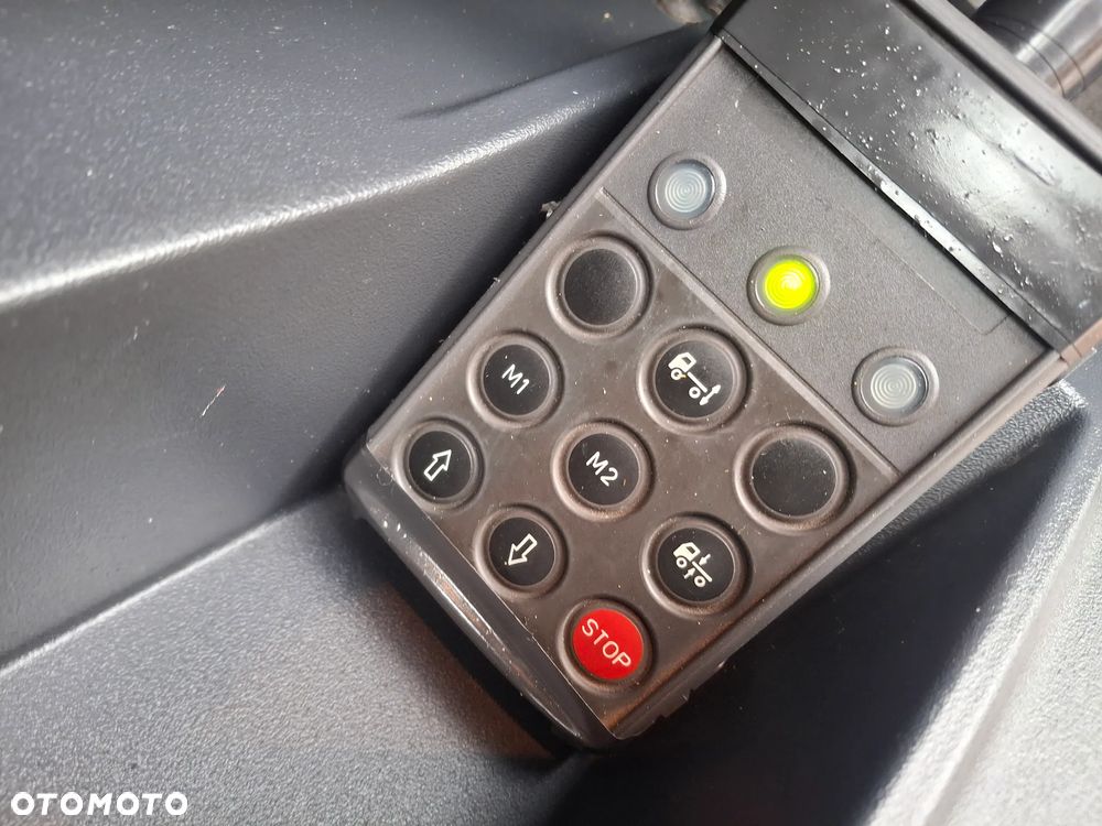 Iveco Eurocargo 190EL28 Śmieciarka FAUN VR3 LEV Euro 6 2 Osie Zawieszenie Na Poduszkach Centralny Zamek Klimatyzacja Zwinna Niski Przebieg - 14