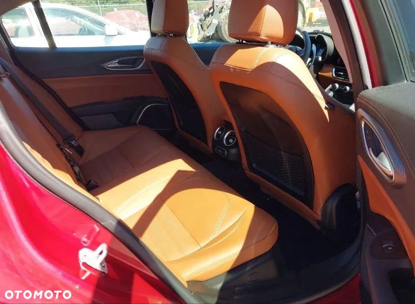 Alfa Romeo Giulia 2.0 Turbo 16V AT8 Super - 8