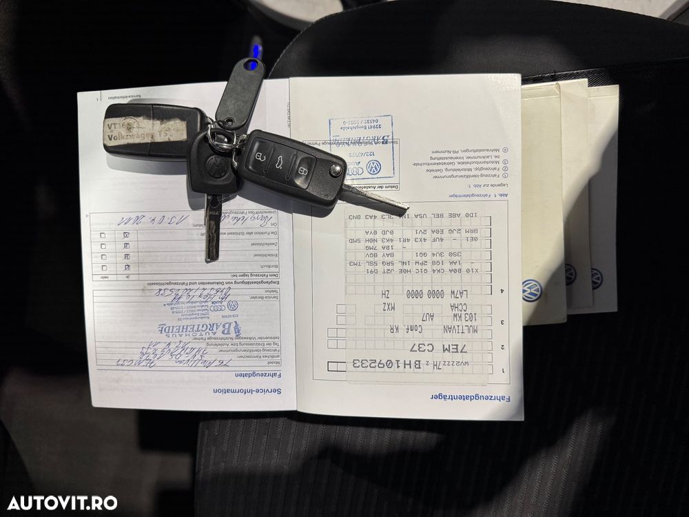 Volkswagen Multivan - 34