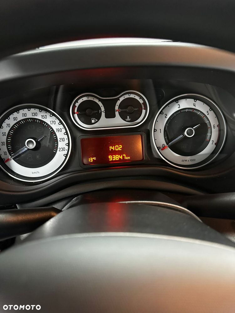 Fiat 500L 1.4 16V Lounge - 8