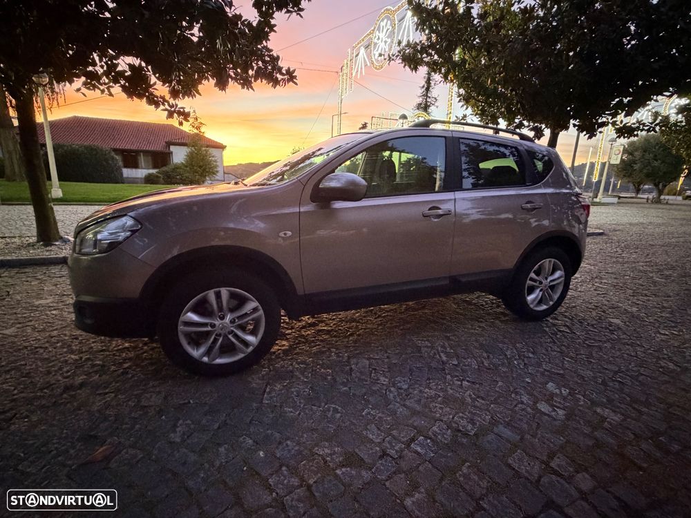 Nissan Qashqai - 4