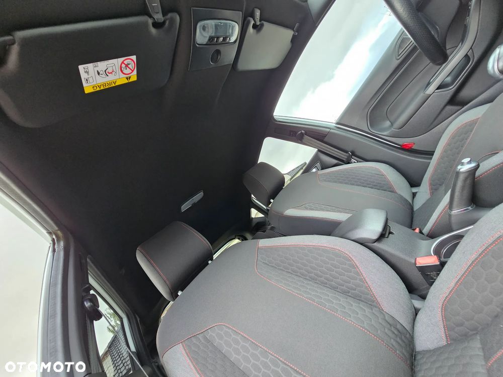 Ford Fiesta 1.0 EcoBoost S&S ST-LINE Black - 28