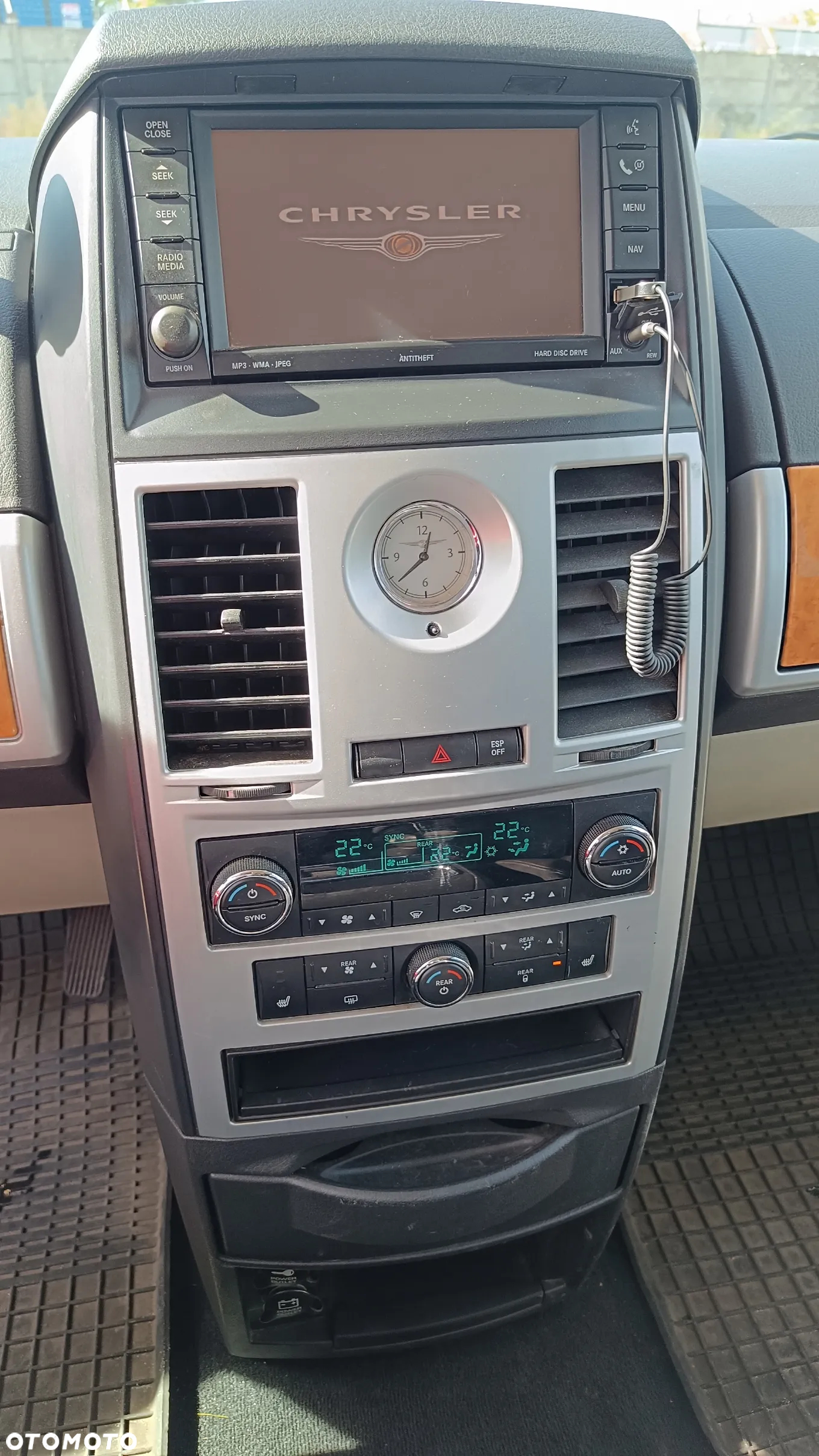 Chrysler Grand Voyager 2.8 CRD Limited - 18