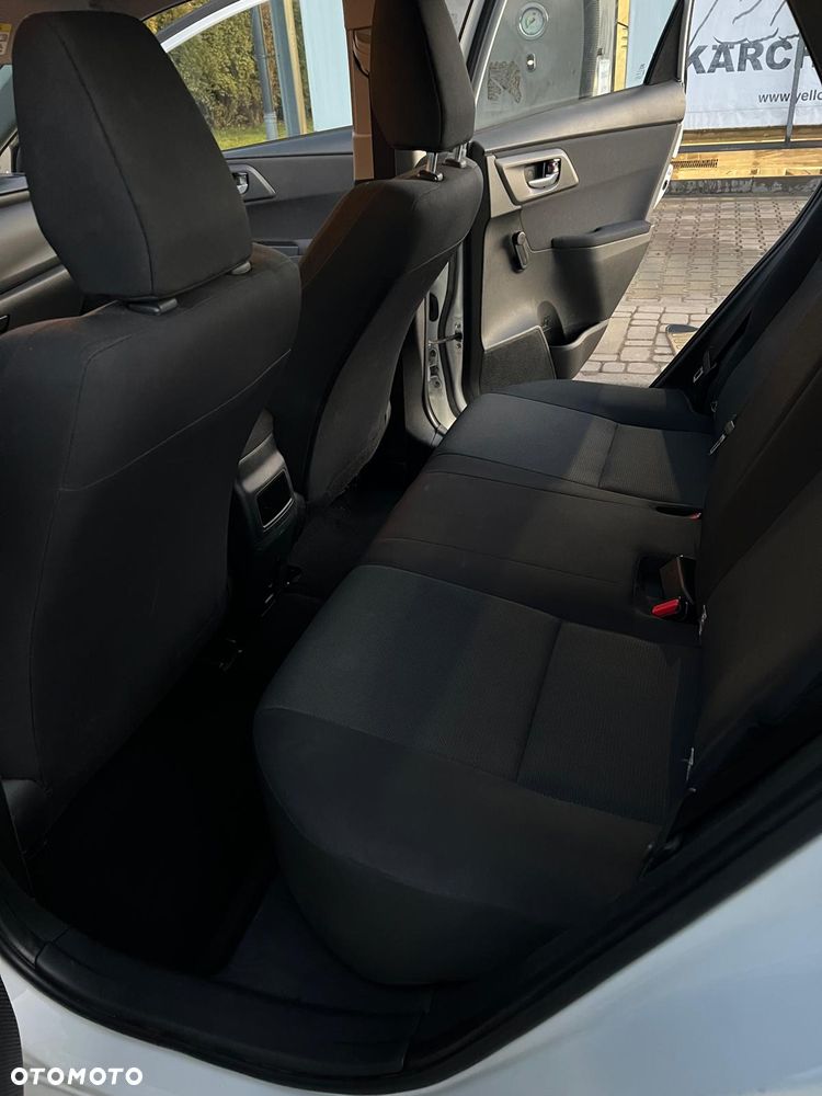 Toyota Auris 1.4 D-4D Comfort - 13