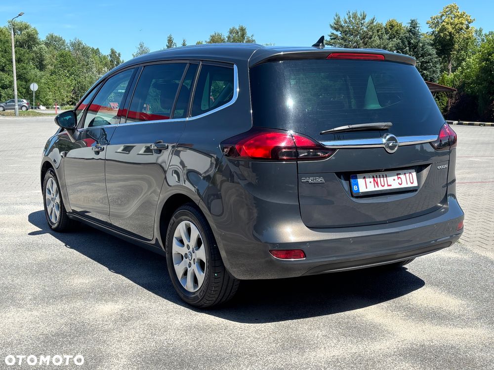 Opel Zafira - 9