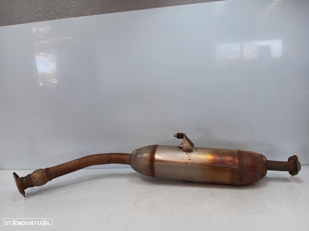 TUBO DE ESCAPE CENTRAL TOYOTA AURIS E18 - 1