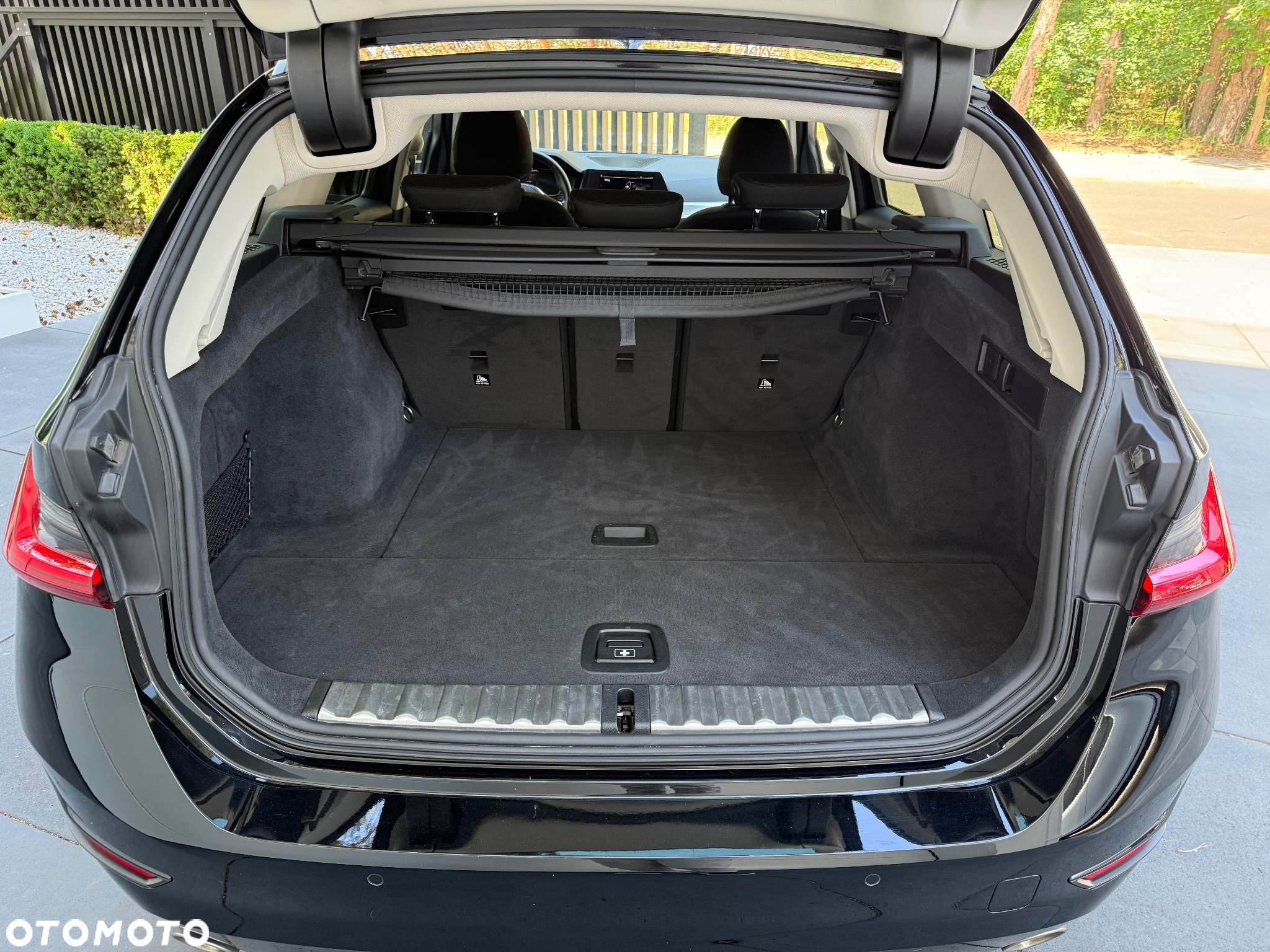 BMW Seria 3 318i Advantage sport - 18