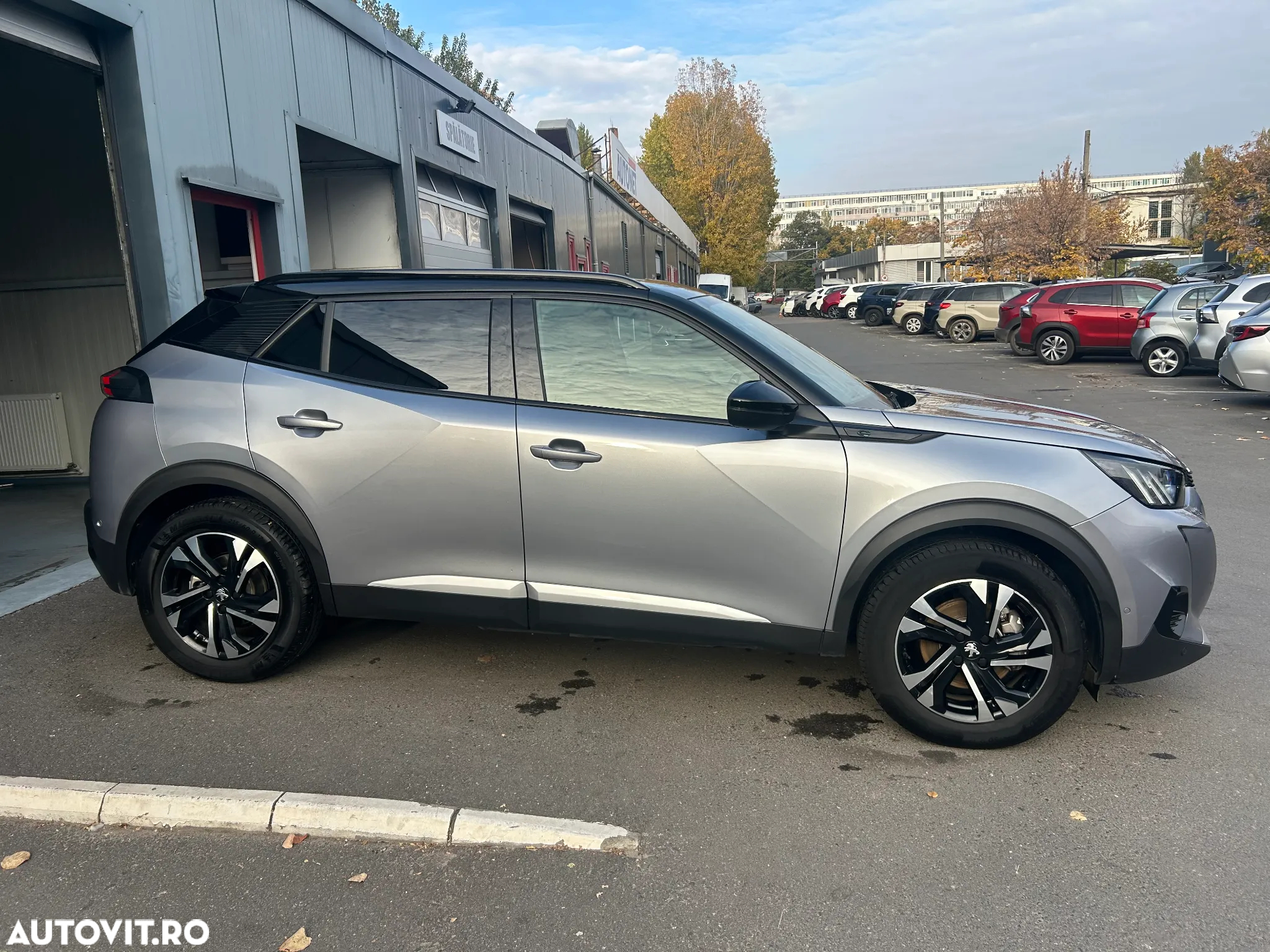 Peugeot 2008 e-2008 GT - 6