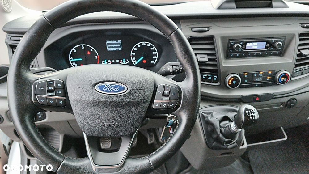 Ford Transit - 15