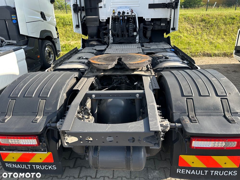 Renault T HIGH ACC LED Niemcy - 7